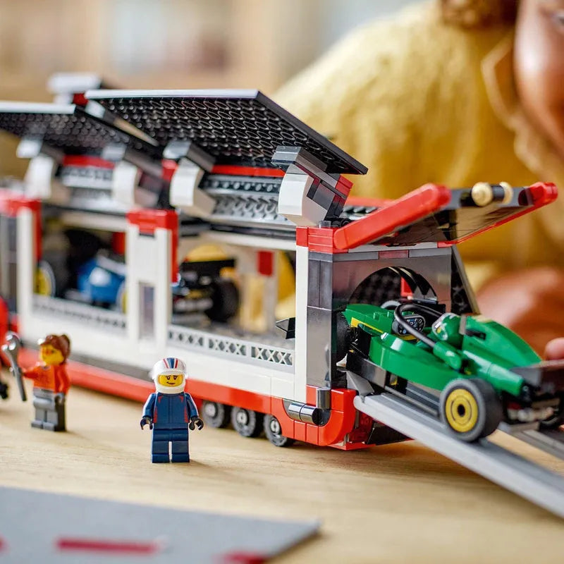 LEGO F1 Truck with Red Bull RB20 & Aston Martin AMR24 F1 cars 60445 City (Delivery: January 1, 2025)