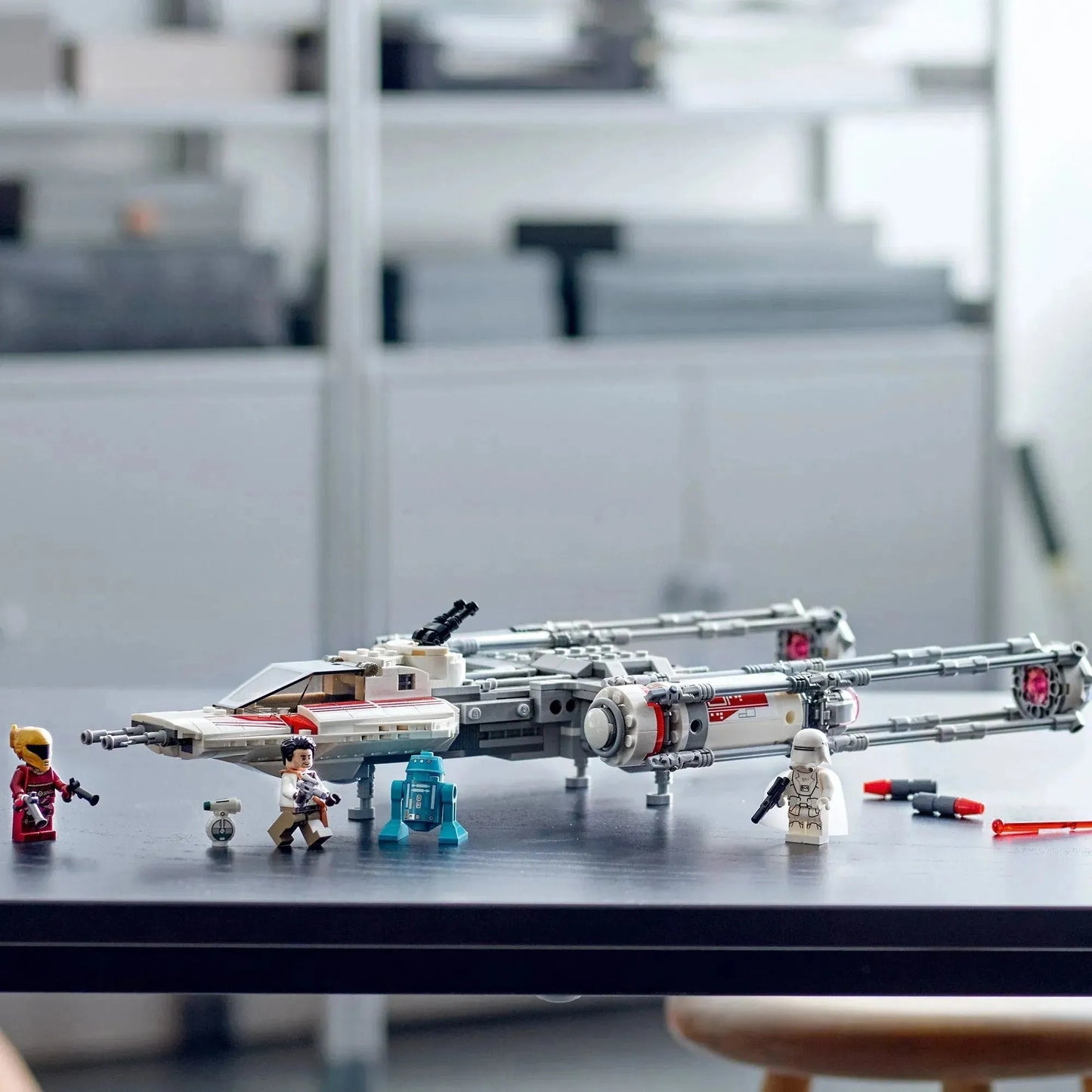 LEGO Kylo Ren's Shuttle including Kylo Ren, Pryde, Sith, Troopers and Knights 75256 StarWars