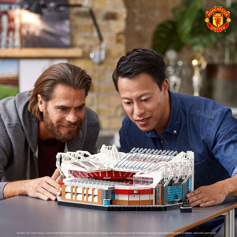 LEGO Manchester United Football Stadium 10272 Creator Expert