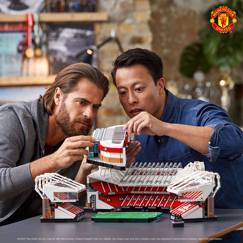 LEGO Manchester United Football Stadium 10272 Creator Expert