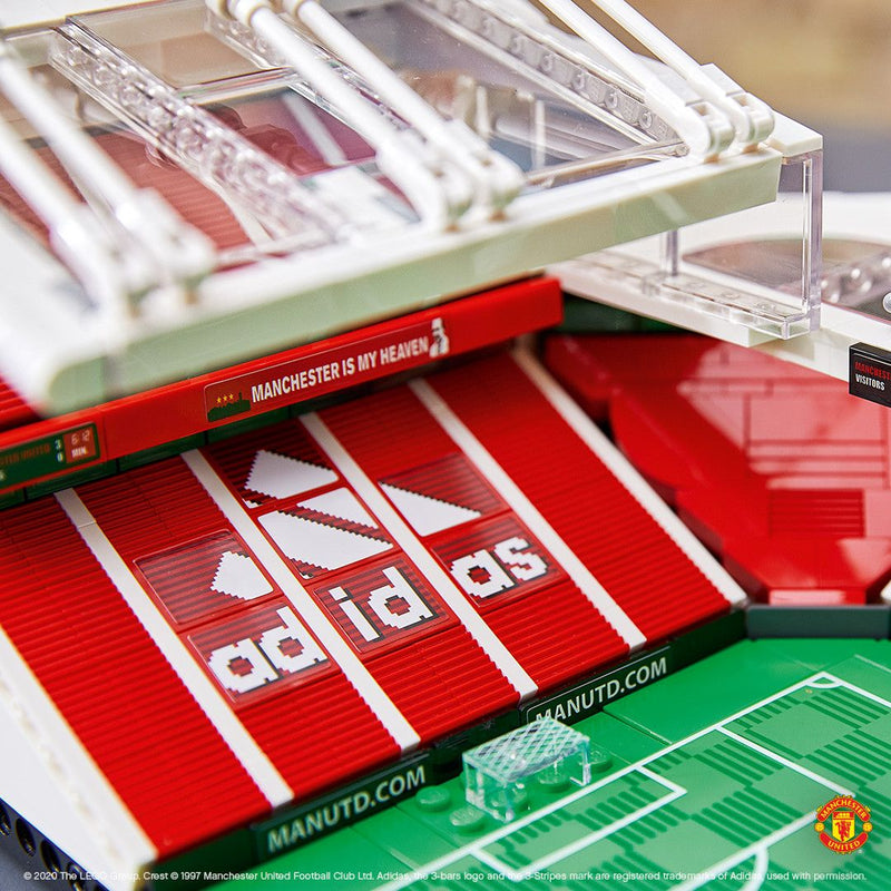 LEGO Manchester United Football Stadium 10272 Creator Expert