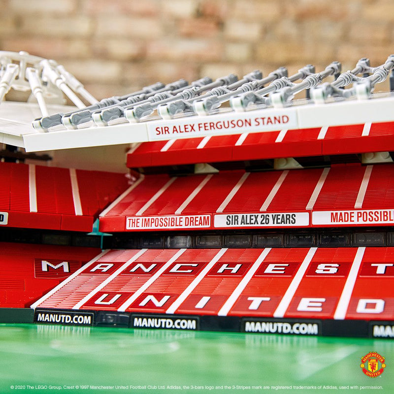 LEGO Manchester United Football Stadium 10272 Creator Expert