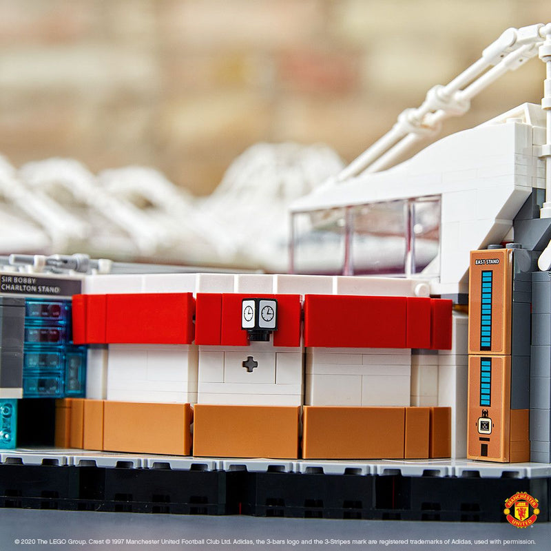 LEGO Manchester United Football Stadium 10272 Creator Expert
