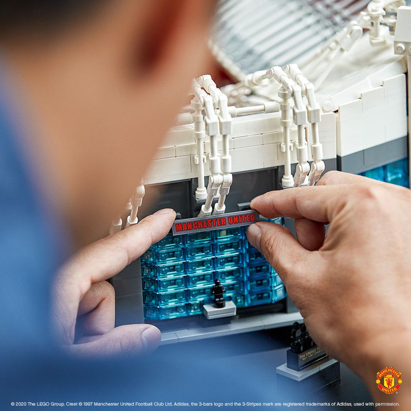 LEGO Manchester United Football Stadium 10272 Creator Expert