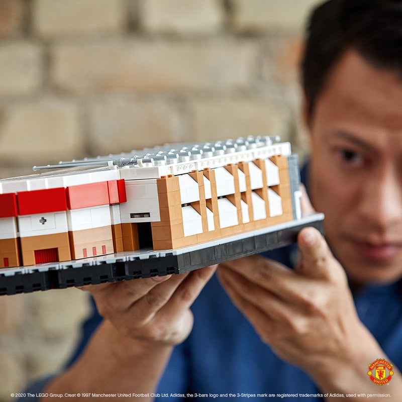 LEGO Manchester United Football Stadium 10272 Creator Expert