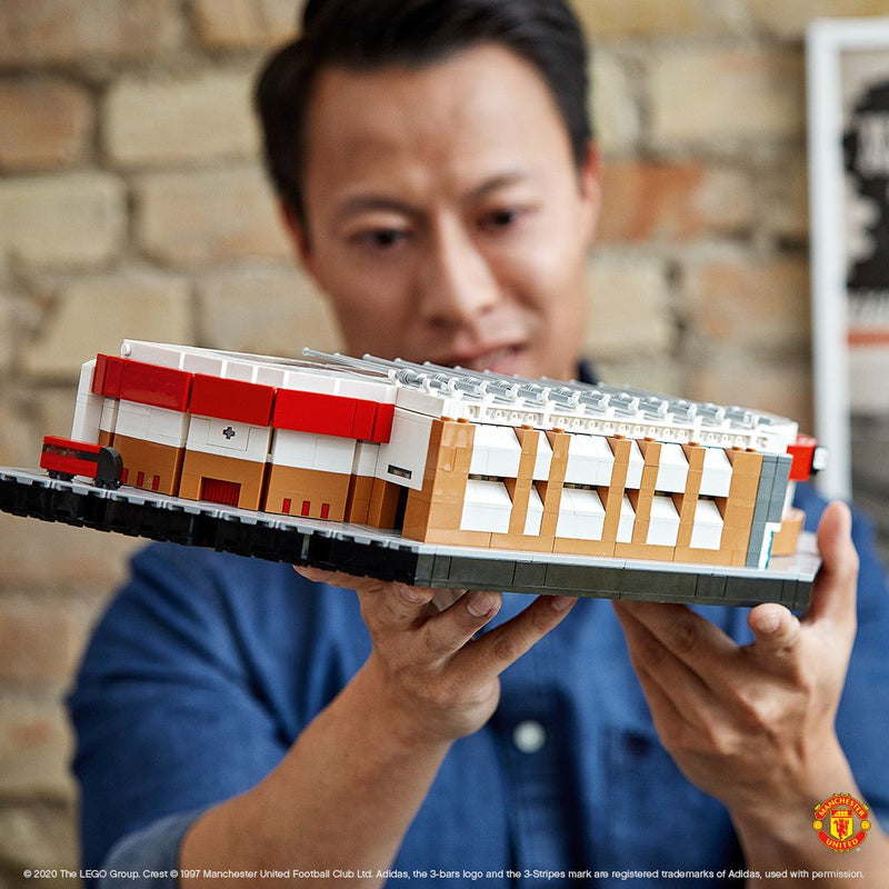 LEGO Manchester United Football Stadium 10272 Creator Expert