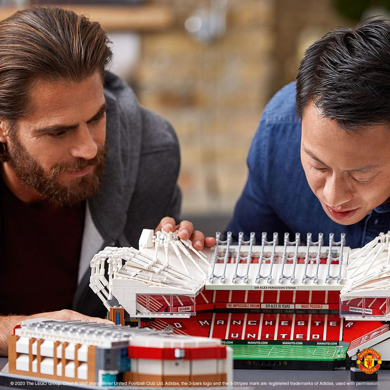 LEGO Manchester United Football Stadium 10272 Creator Expert