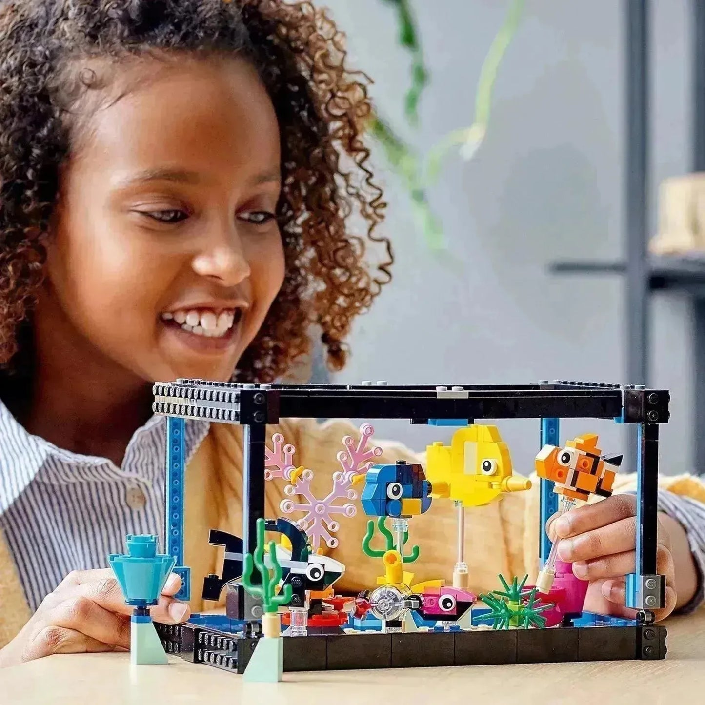 LEGO Aquarium with Fish 31122 Creator