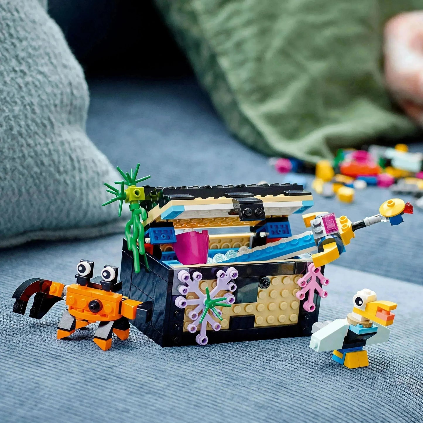 LEGO Aquarium with Fish 31122 Creator