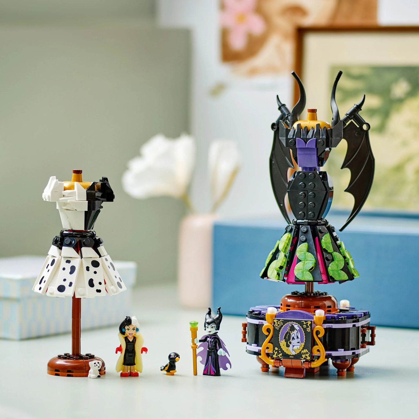 LEGO The Dresses of Maleficent and Cruella De Ville 43262 Disney (Pre-Order: March 2025)