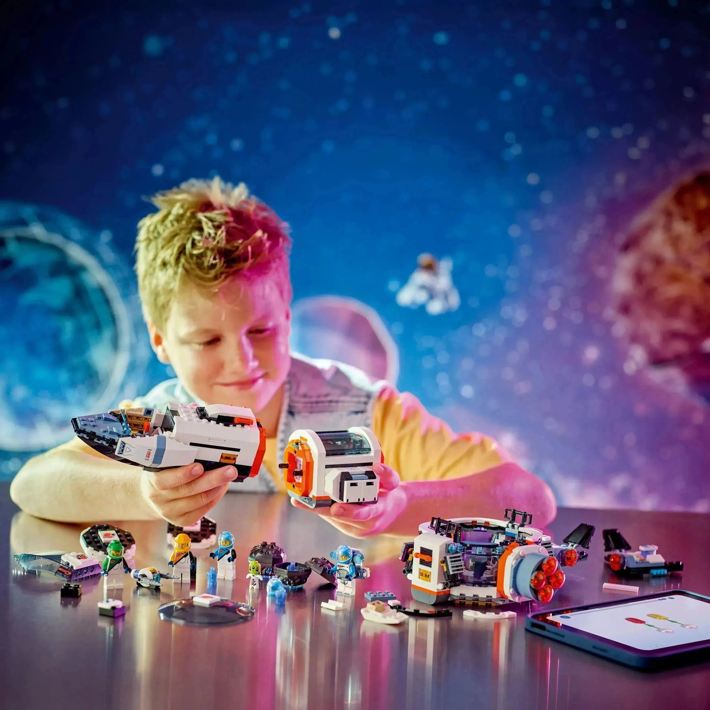 LEGO Modular Galactic Spaceship 60446 City