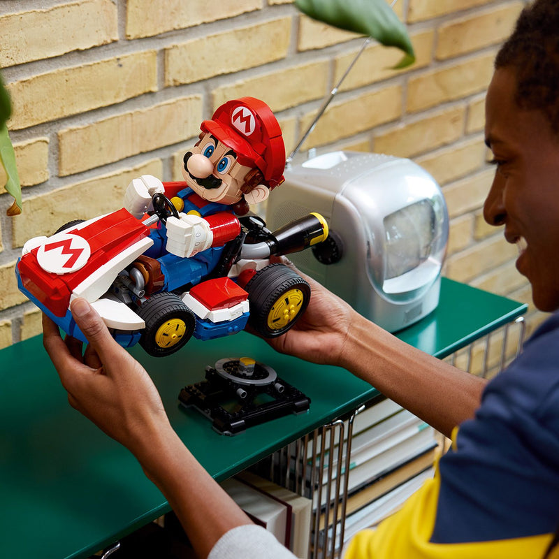 LEGO Mario Kart™ – Mario en standaardkart 72037 Supermario