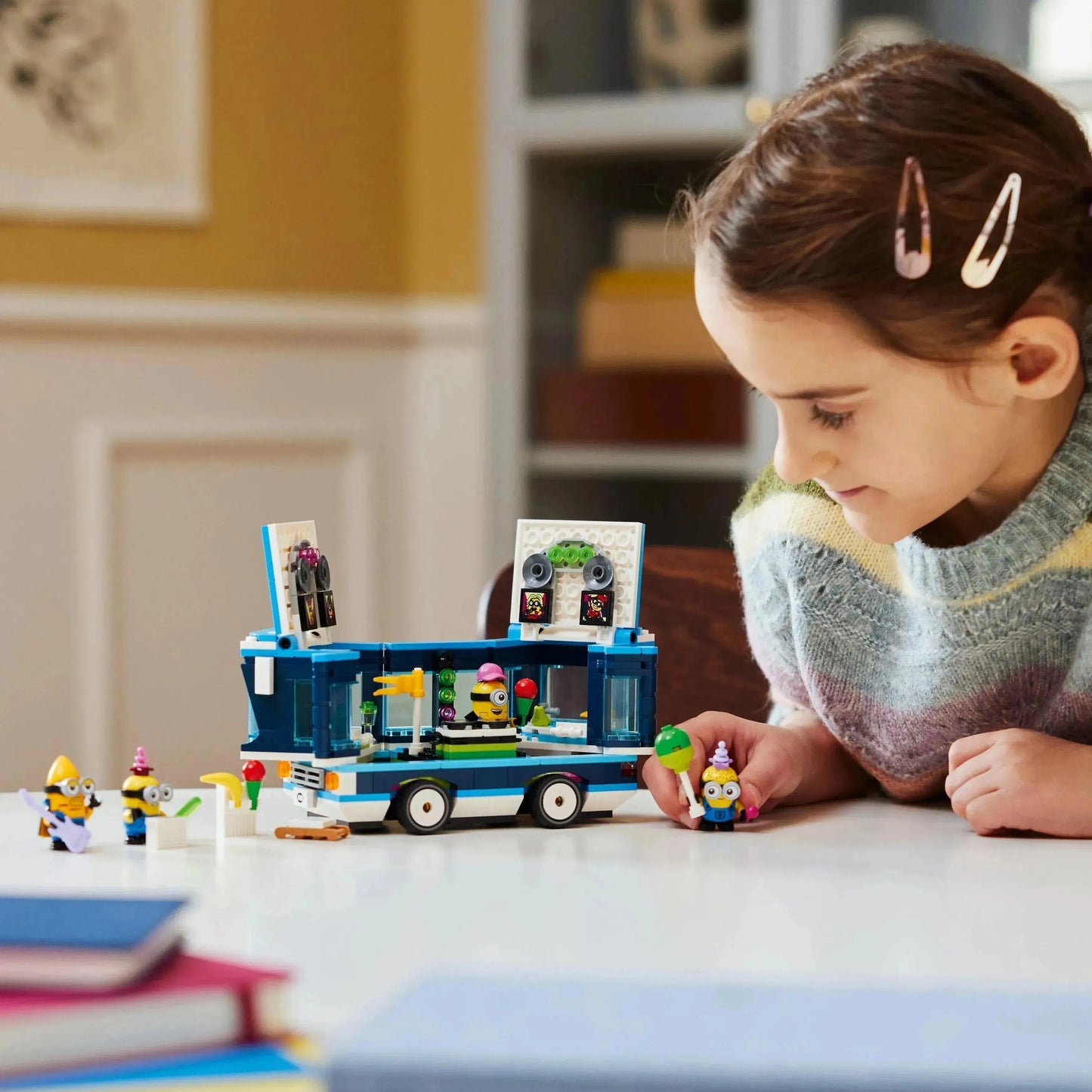 LEGO Minions Musical Party Bus 75581 Minions