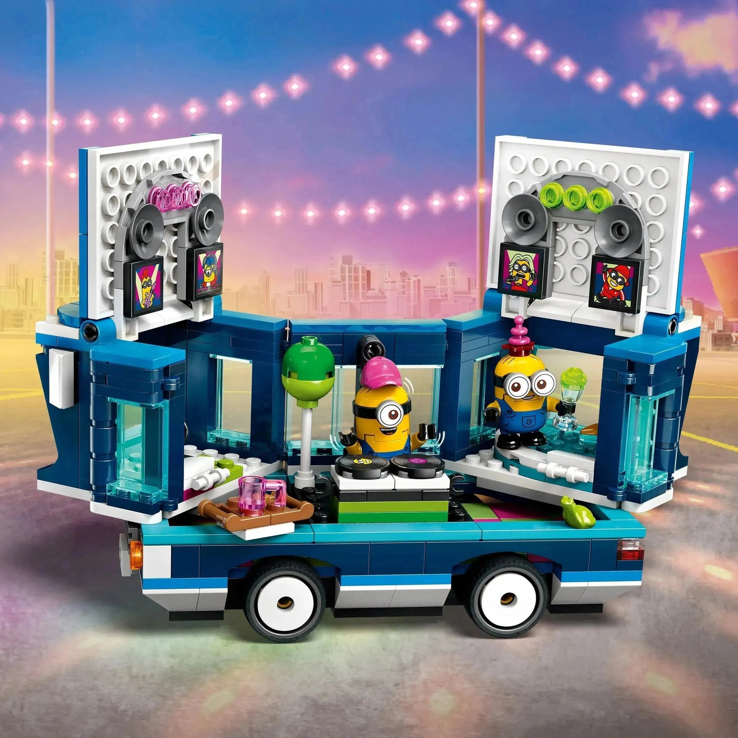 LEGO Minions Musical Party Bus 75581 Minions
