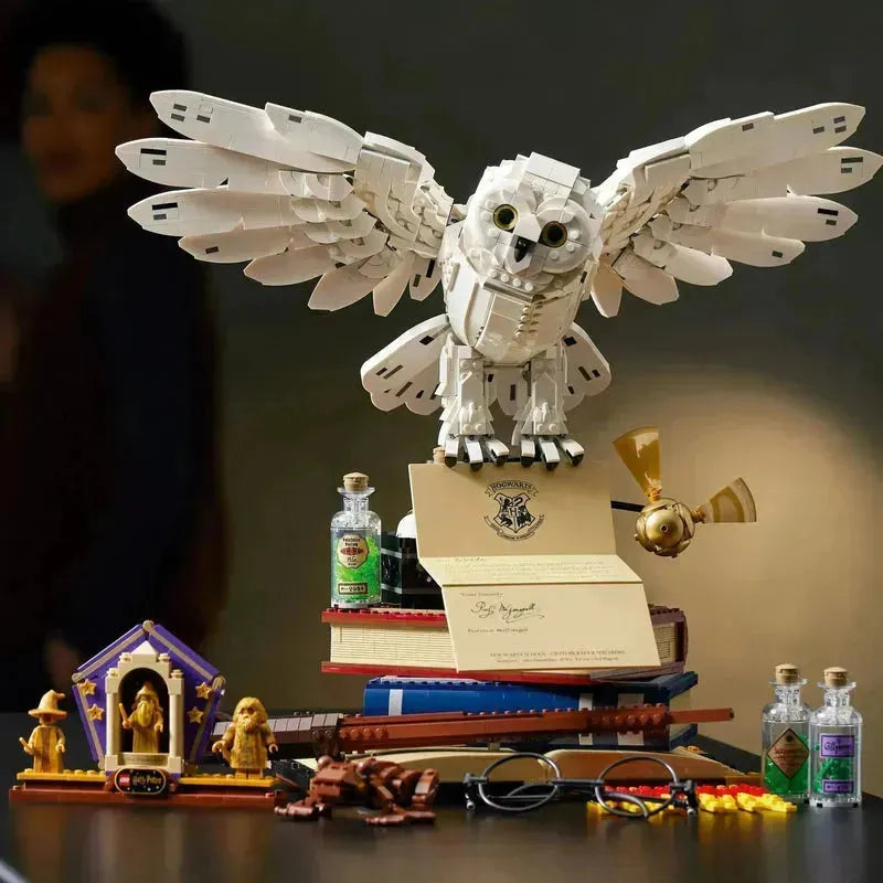 LEGO Hogwarts Icons 76391 Harry Potter