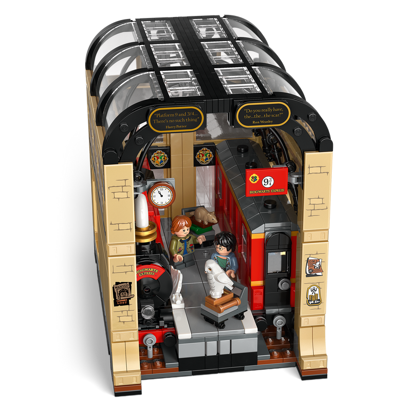 LEGO 77241 (Pre-Order: March 2025)