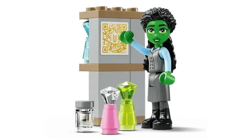 LEGO Glinda, Elphaba and Nessarose at Shiz University 75681 Wicked