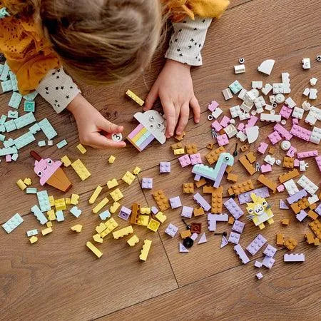LEGO Creatief spelen met pastelkleuren 11028 Classic LEGO CLASSIC @ 2TTOYS | Official LEGO shopšš„° LEGO ā¬. 16.99