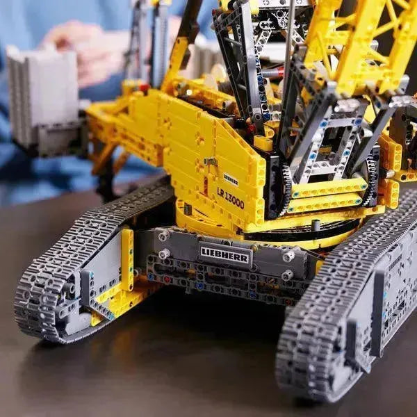 LEGO Liebherr Rupsbandkraan LR 13000 42146 Technic LEGO TECHNIC @ 2TTOYS | Official LEGO shopšš„° LEGO ā¬. 577.99