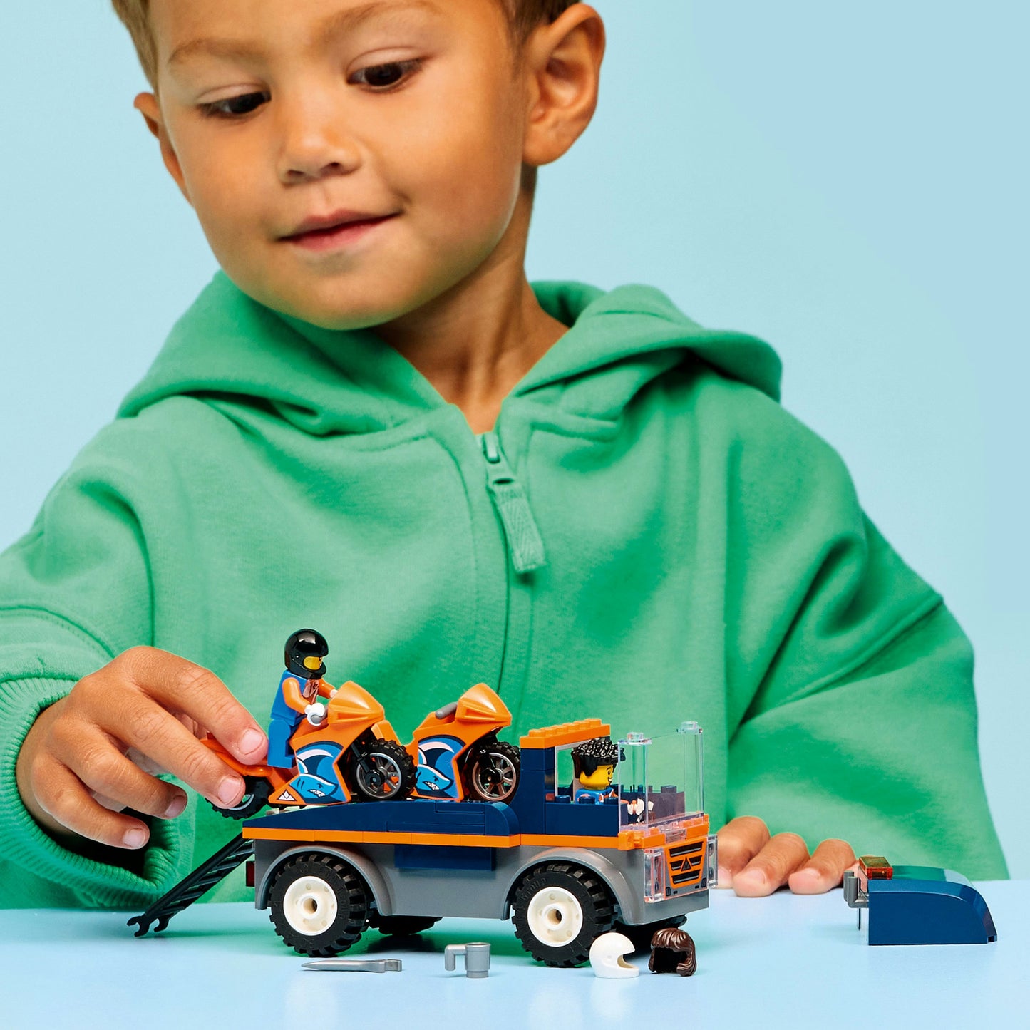 LEGO® City Transportwagen voor Motoren - Bouwset met Speelgoedvoertuig - Dieplader - 2 Minifiguren - 60491