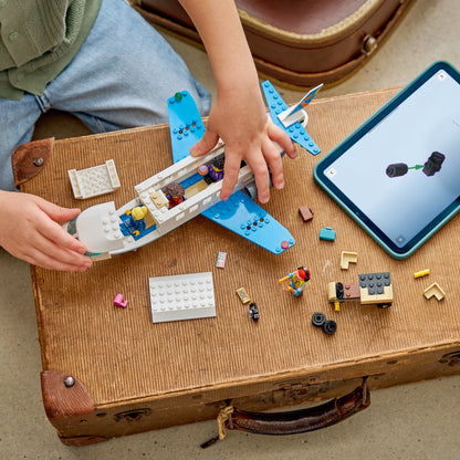 LEGO City Passagiersstoestel - Bouwpakket voor Kinderen met Speelgoed Vliegtuig Model, 4 Minifiguren en Reisaccessoires - Educatieve Set - Cadeau voor Jongens en Meisjes Vanaf 4 Jaar - 60492