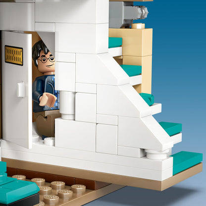 LEGO 77241 (Pre-Order: March 2025)