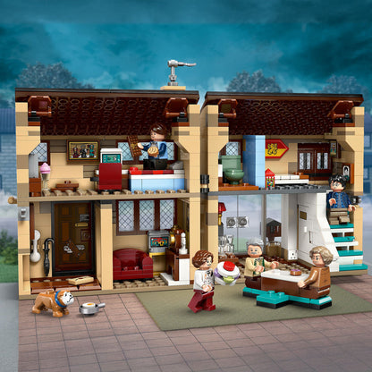 LEGO 77241 (Pre-Order: March 2025)