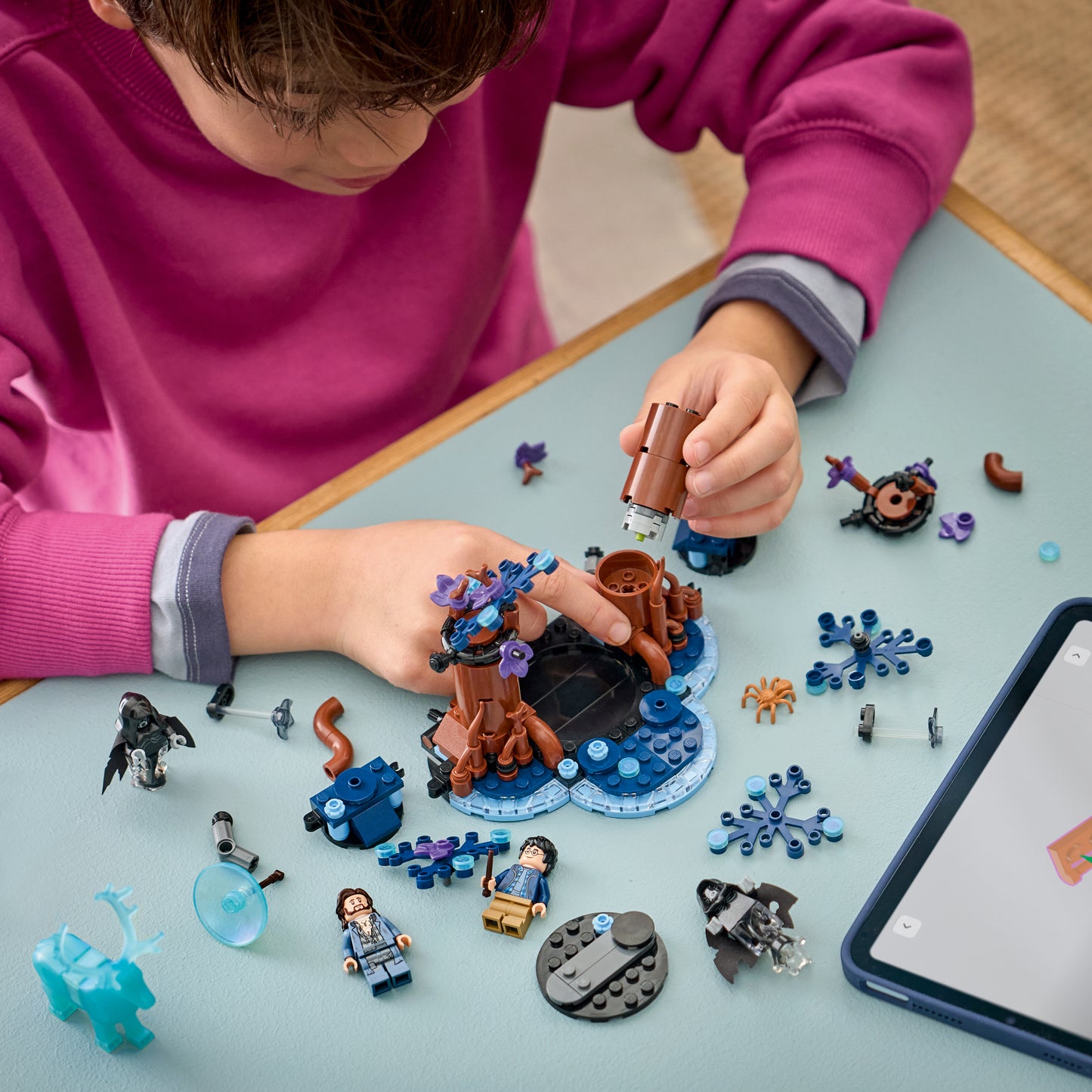 LEGO Harry Potter Verboden Bos: Expecto Patronum Speelgoed - Bouwpakket voor Kinderen met 2 Dementors, Hert en 2 Minifiguren Incl. Sirius Zwarts - Cadeau voor Meisjes en Jongens Vanaf 7 Jaar 76475