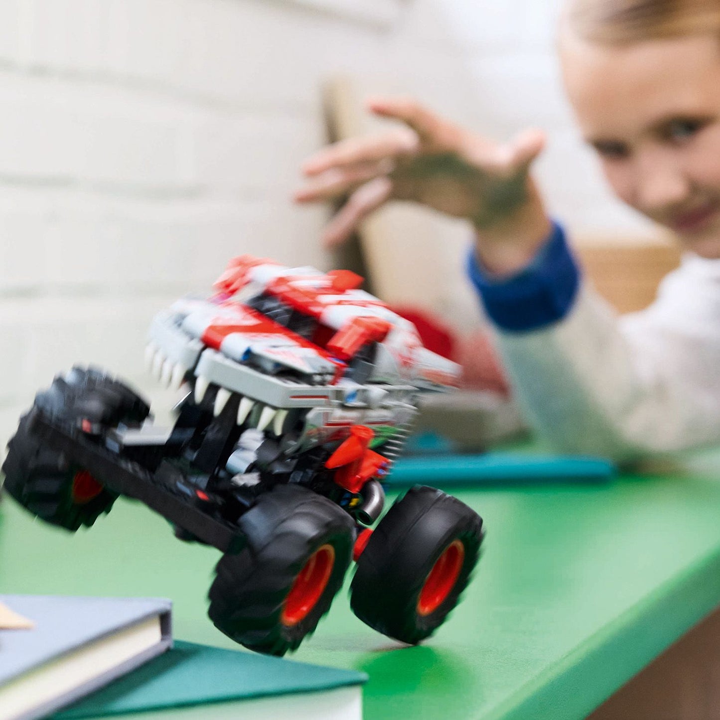 LEGO Monster Jam ThunderROARus 42200 Technic (Pre-Order: January 2025)