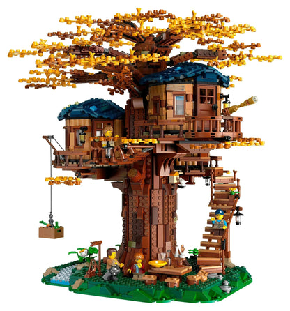 LEGO Boomhuis Boomhut 21318 Ideas (€. 15,00 per week + €. 50,00 borg)