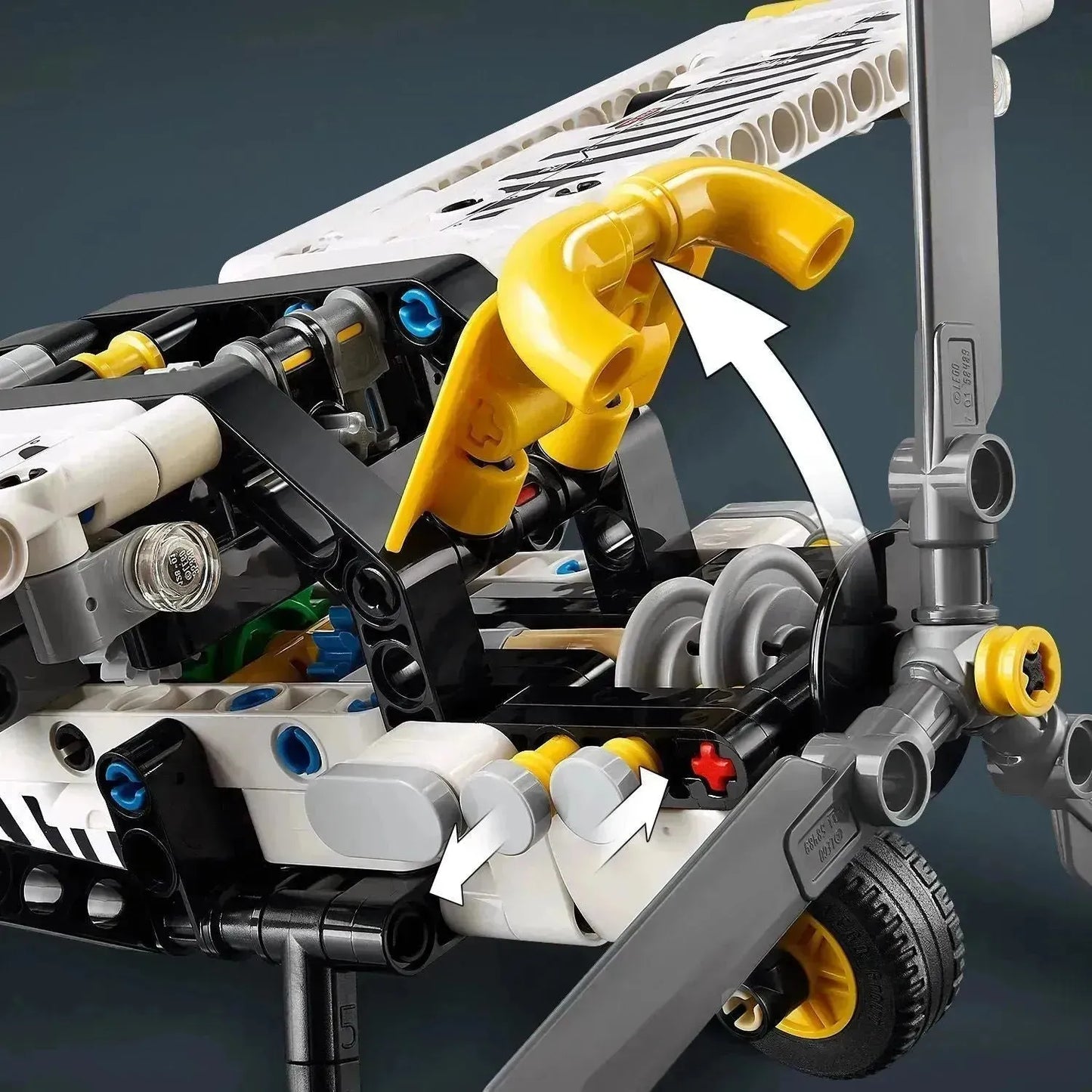 LEGO Jungle Airplane 42198 Technic (Pre-Order: January 2025)