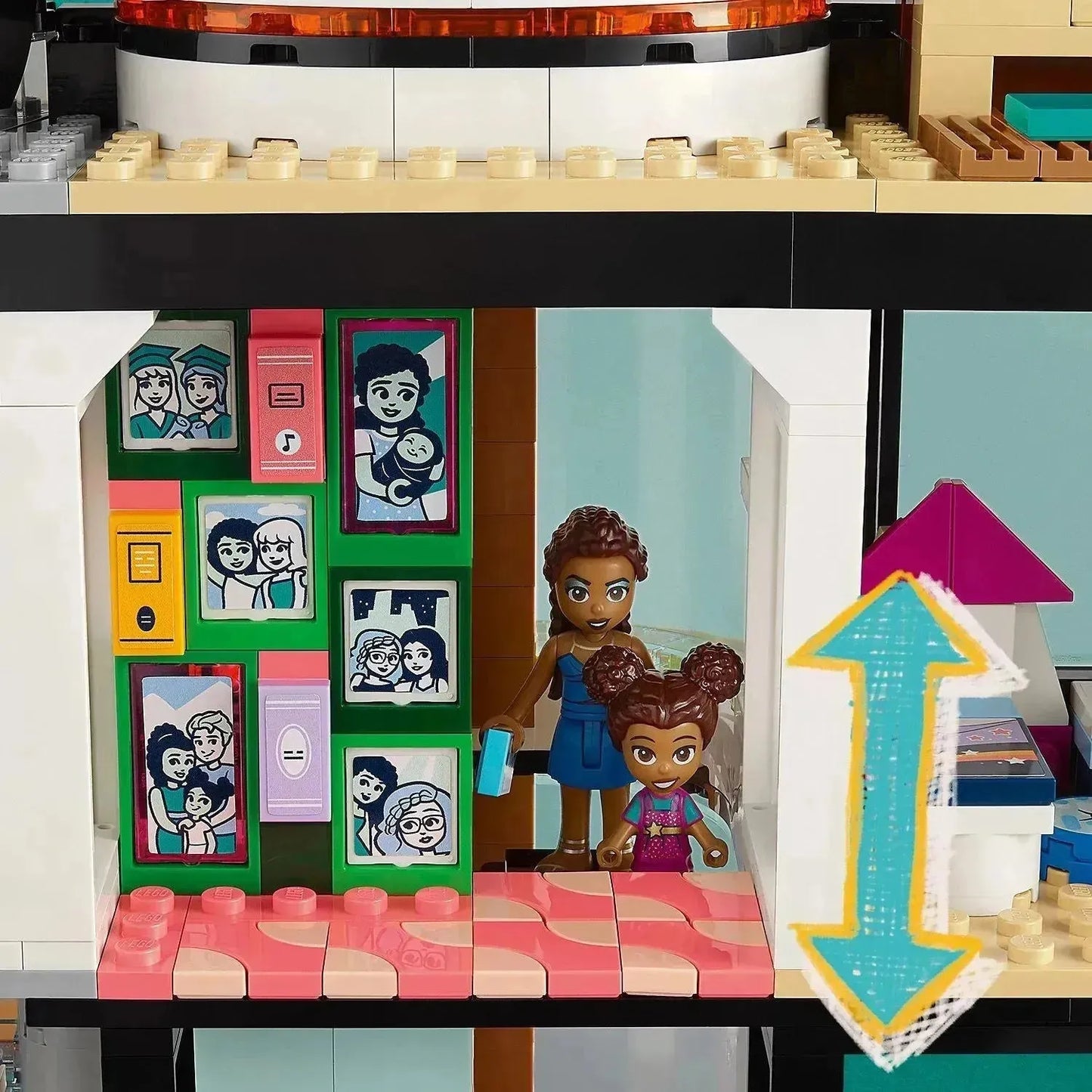 LEGO Andrea's Futuristic Villa 42639 Friends