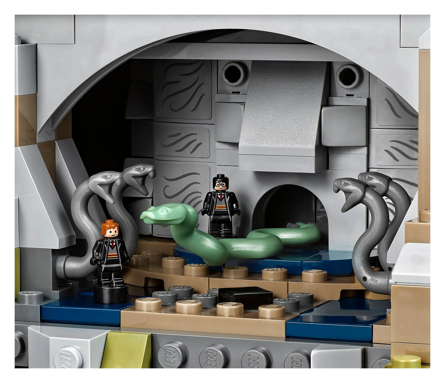 LEGO Hogwarts Castle with 6,000 bricks 71043 Harry Potter
