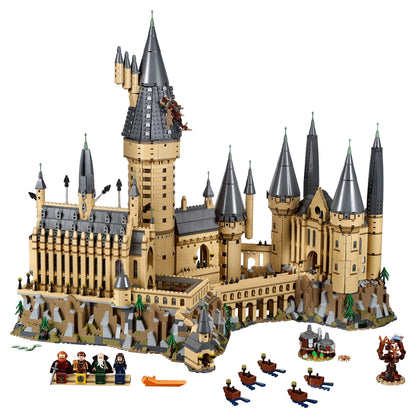 LEGO Hogwarts Castle with 6,000 bricks 71043 Harry Potter