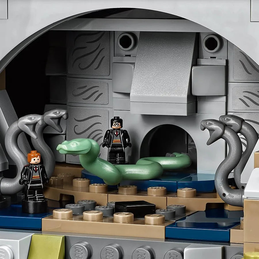 LEGO Hogwarts Castle with 6,000 bricks 71043 Harry Potter