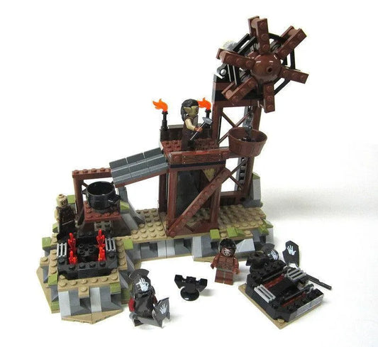 LEGO The Orc Forge 9476 The Lord of the Rings LEGO The Lord of the Rings @ 2TTOYS | Official LEGO shop😊🥰 LEGO €. 39.99